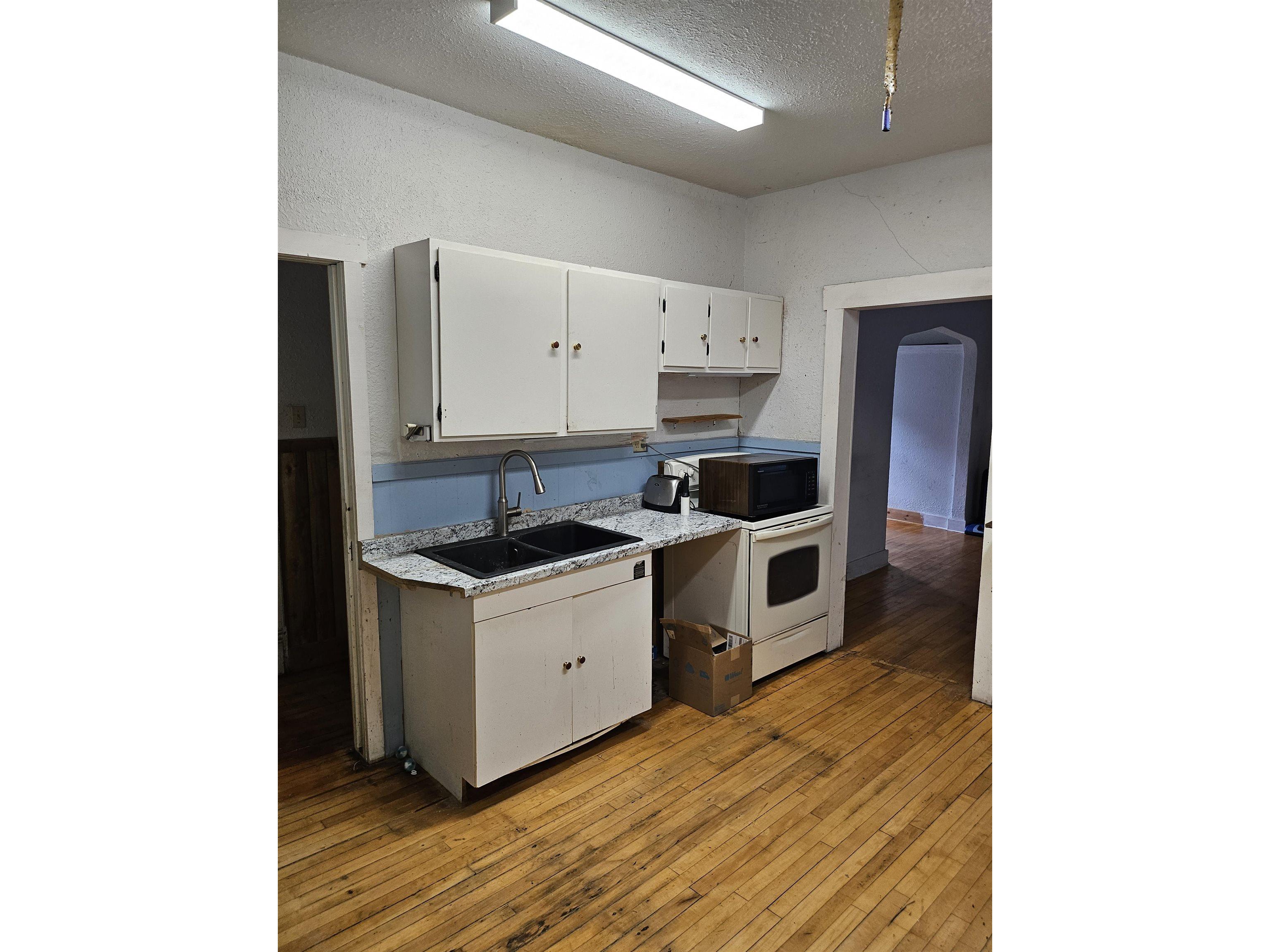 917 E 7th St Duluth MN 55805 6122158 image16