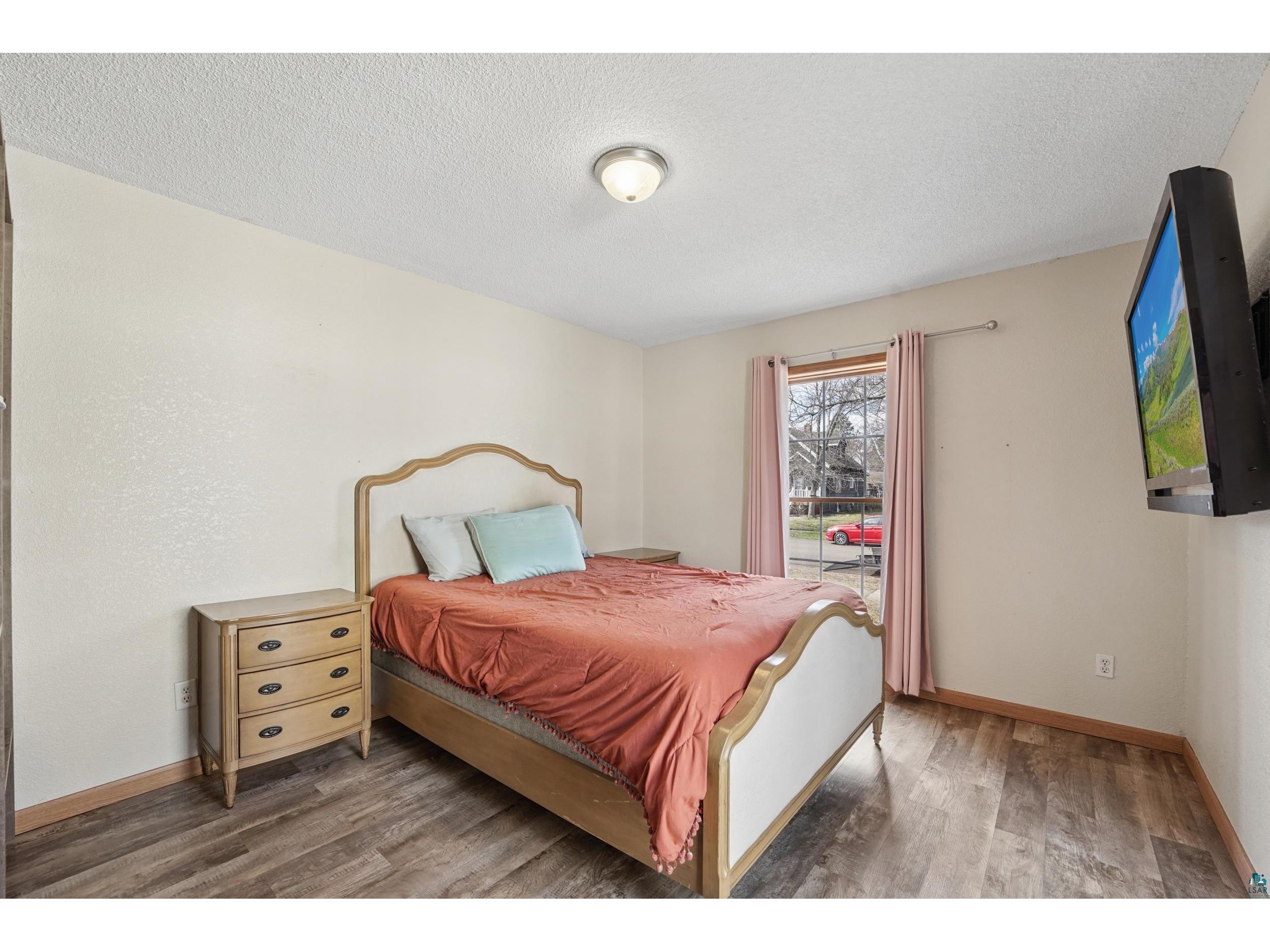 9234 Brook St Duluth MN 55810 6124835 image2
