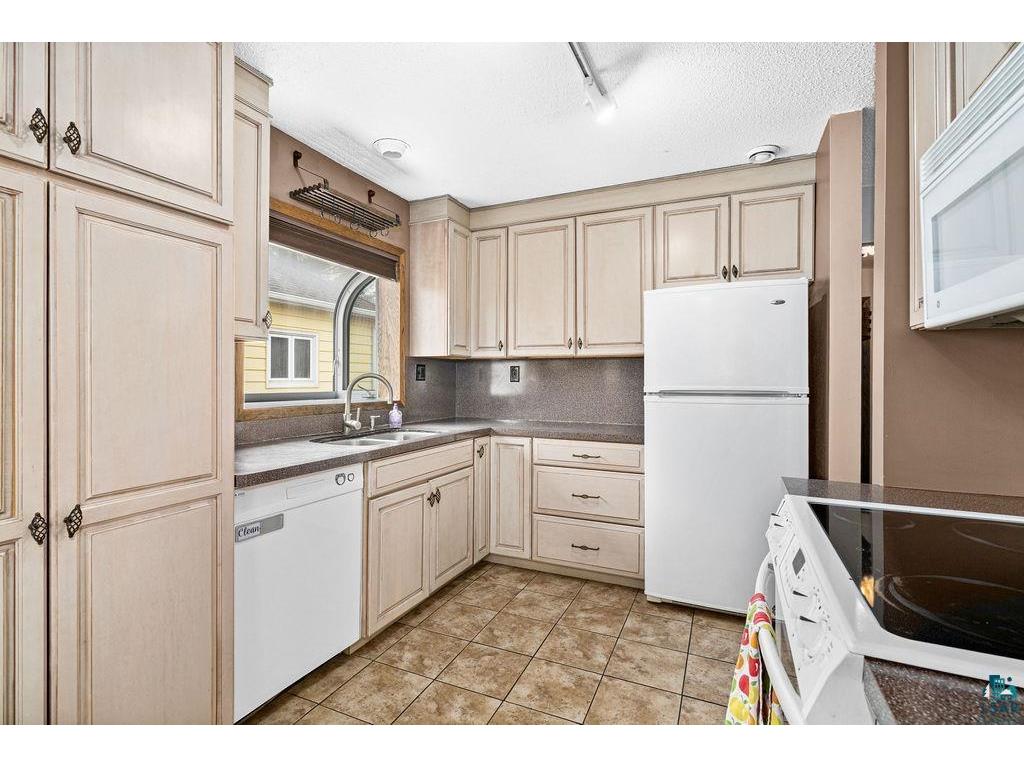 9237 Orchard St Duluth MN 55810 6124537 image12