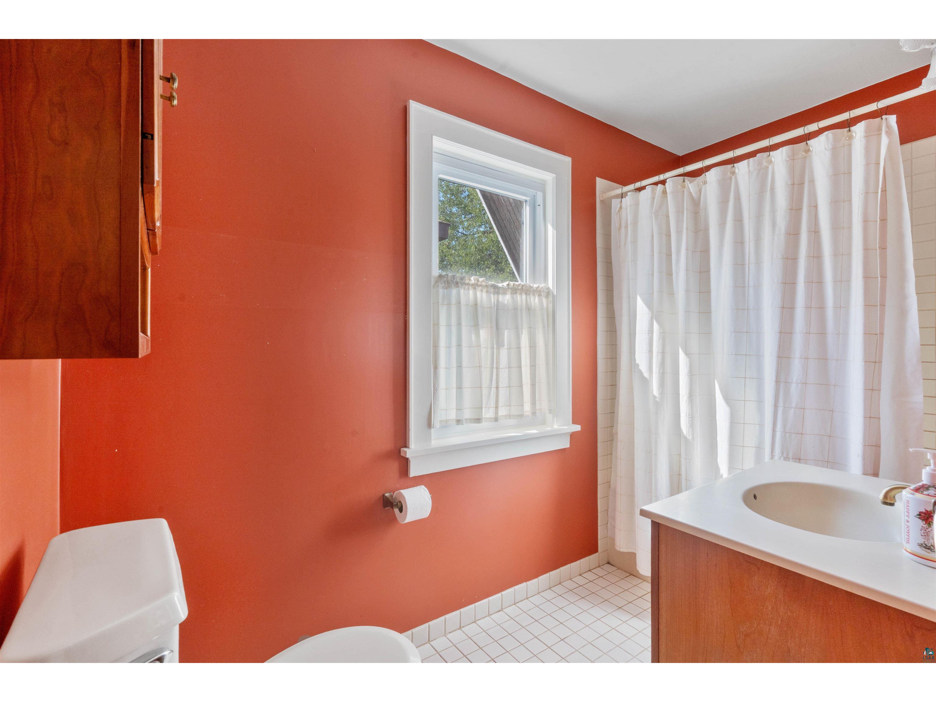 928 N 19th Ave E Duluth MN 55812 6126293 image15