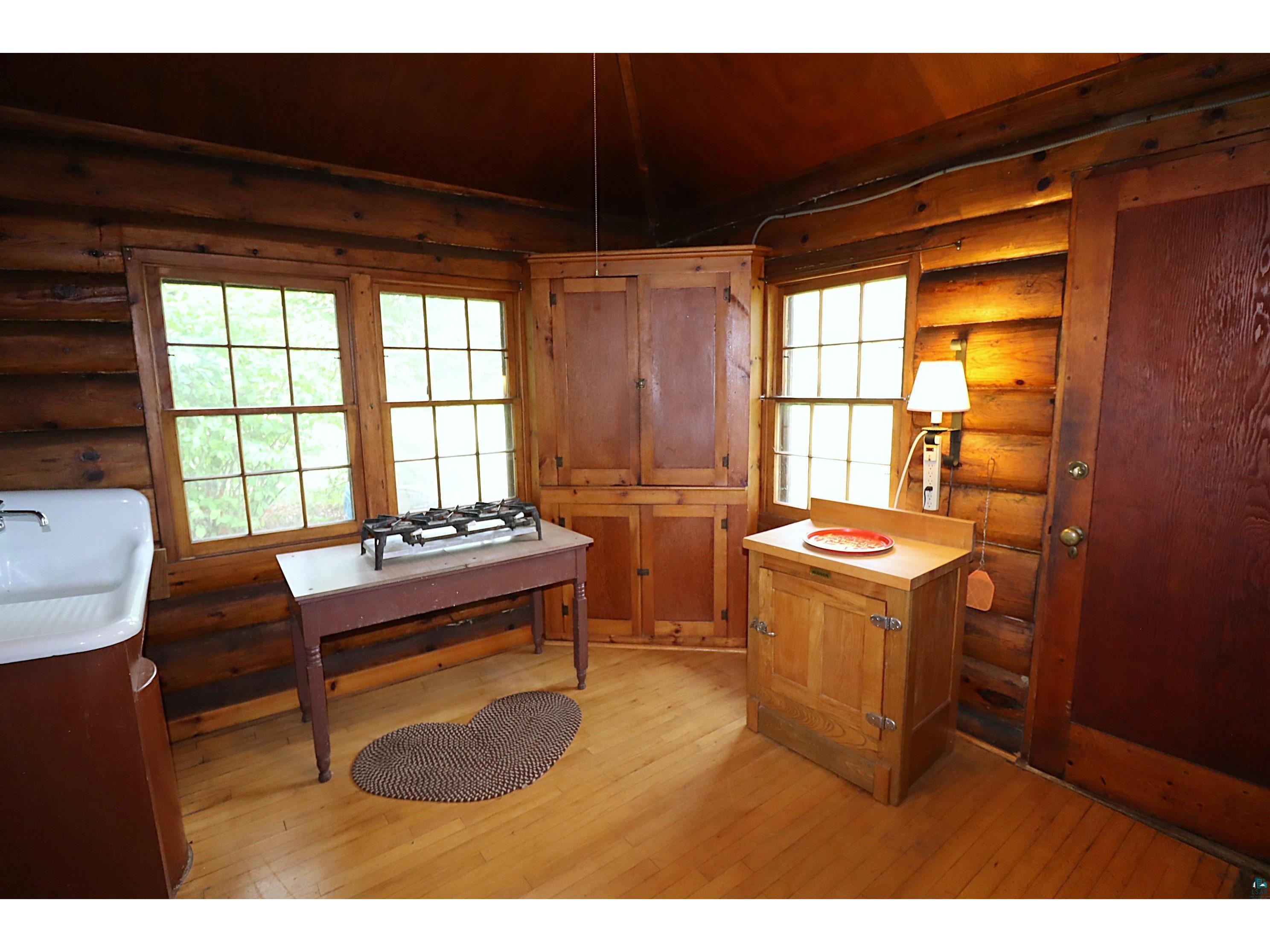 930 Superior Ave Washburn WI 54891 - Lake Superior 6126044 image30
