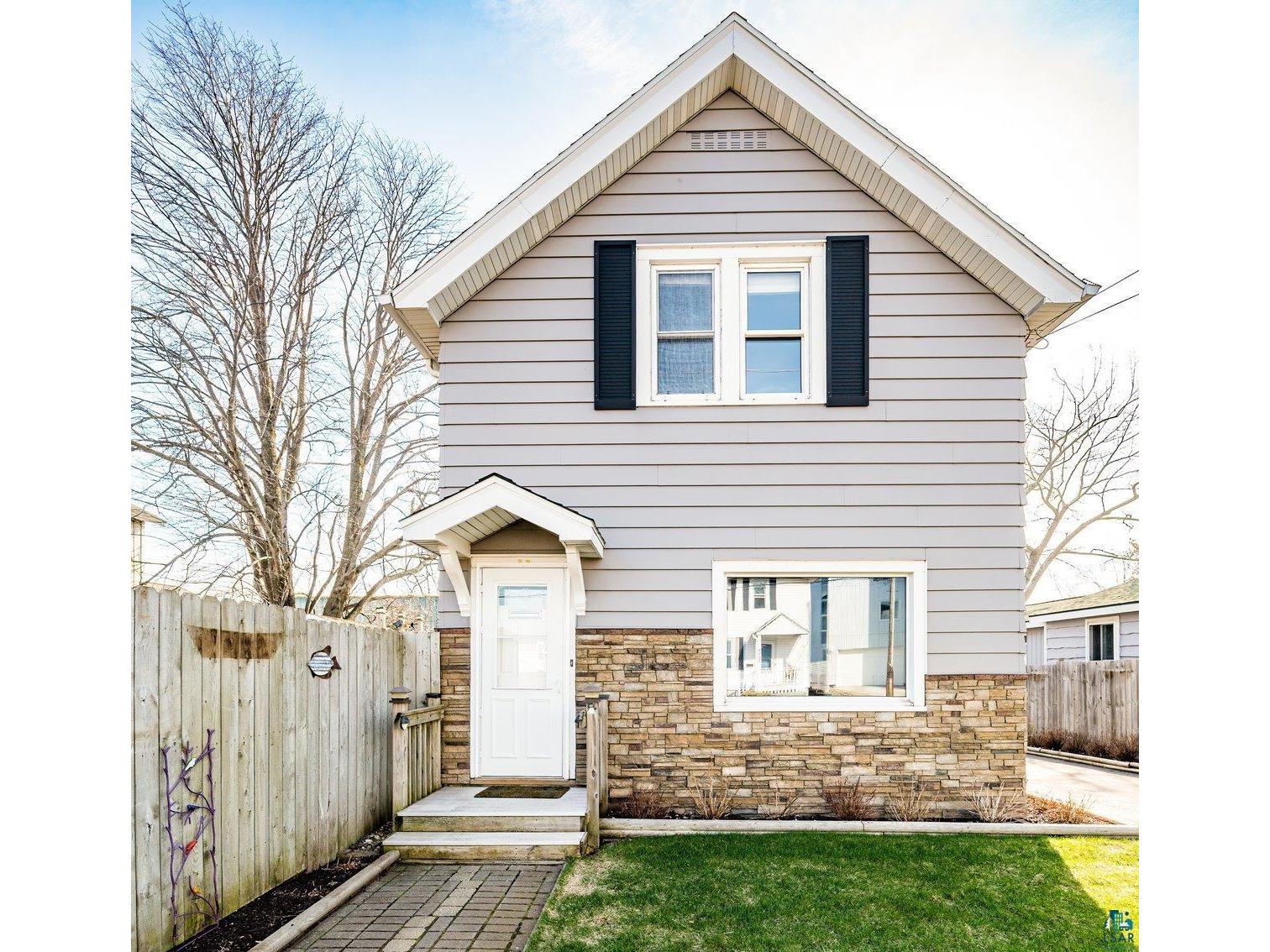 931 S Lake Ave Duluth MN 55802 6108023 image1