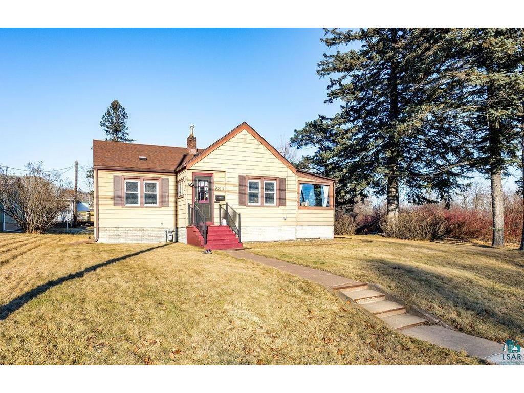 9311 Zimmerly Ave Duluth MN 55808 6117424 image1