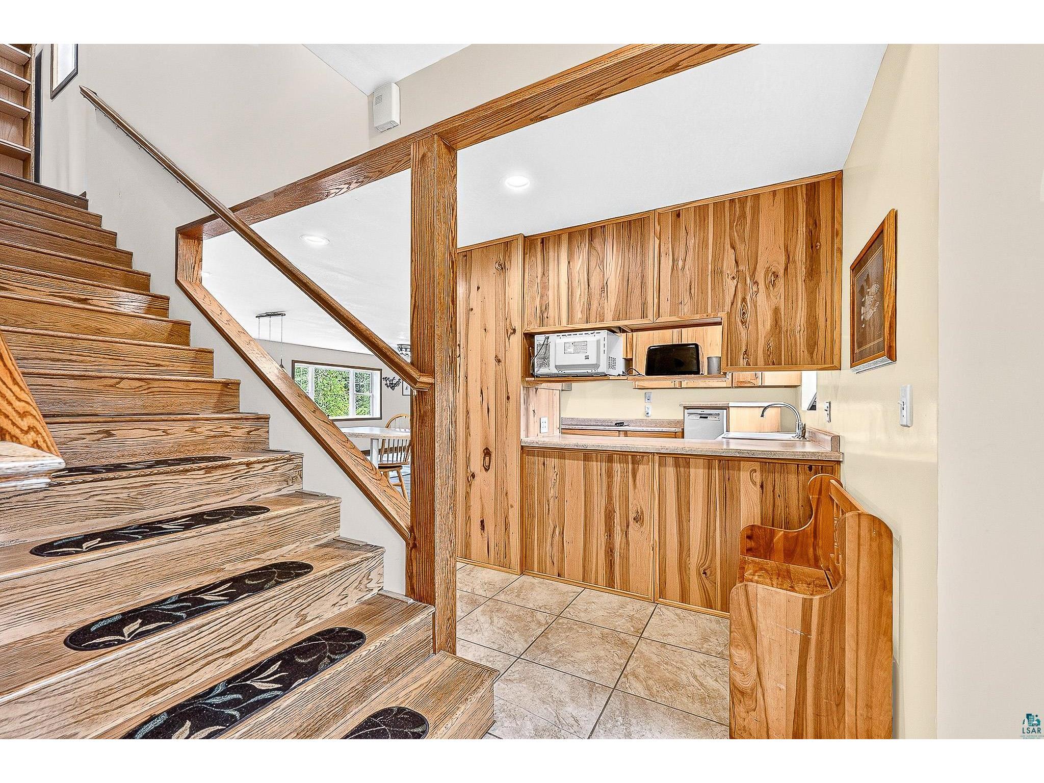9369 Pequaywan Lake Rd Duluth MN 55803 - Pequaywan 6126473 image13