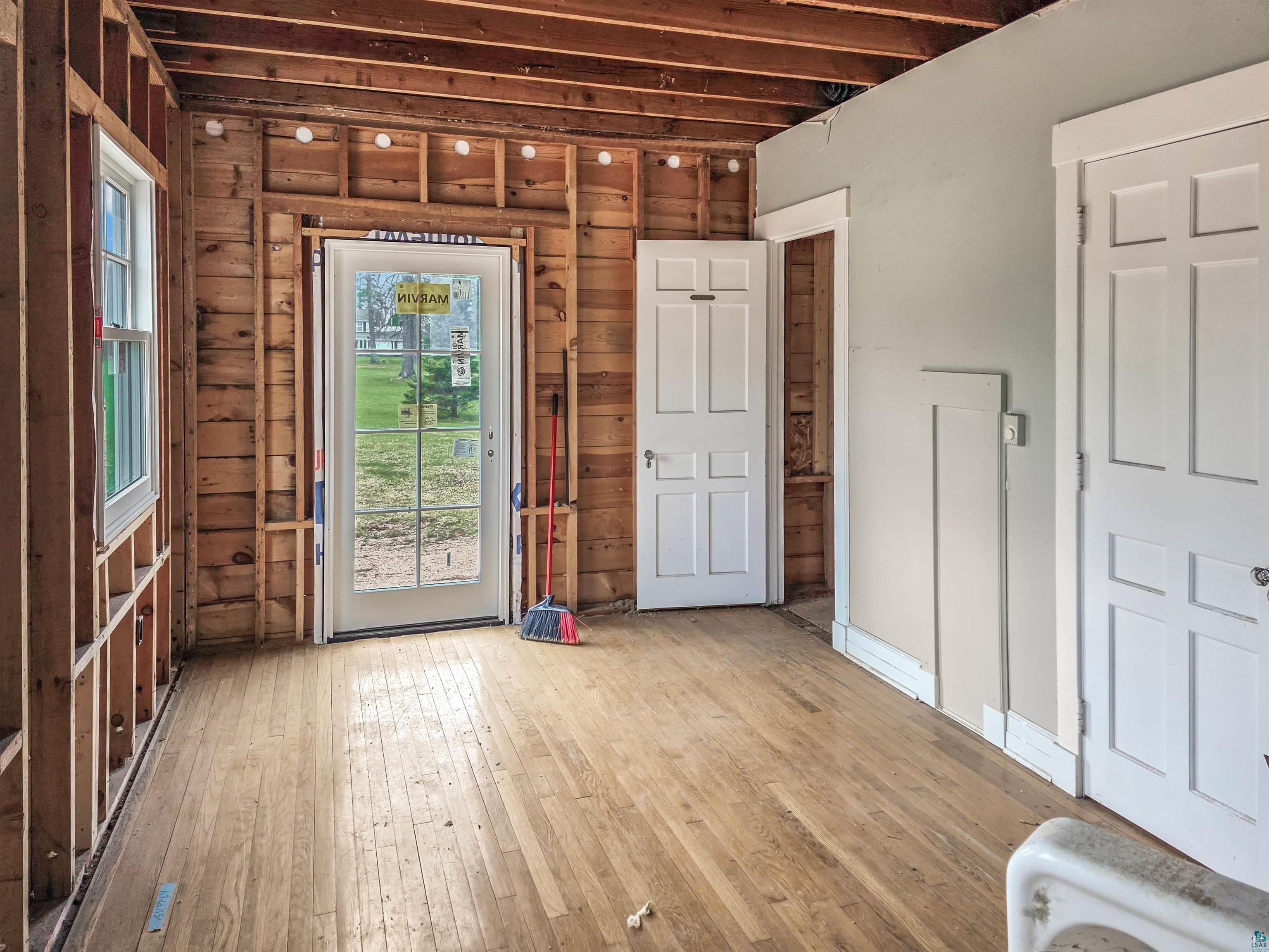 939 Whitefish St Lapointe WI 54850 - Lake Superior 6125191 image19