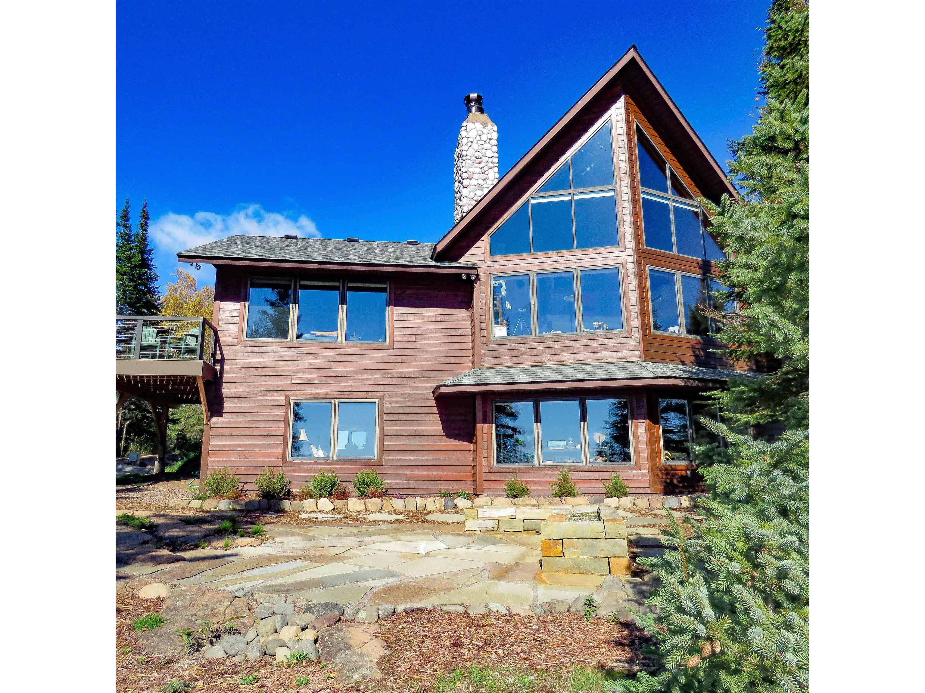 94 Stonegate Rd Hovland MN 55606 - Lake Superior 6122114 image1