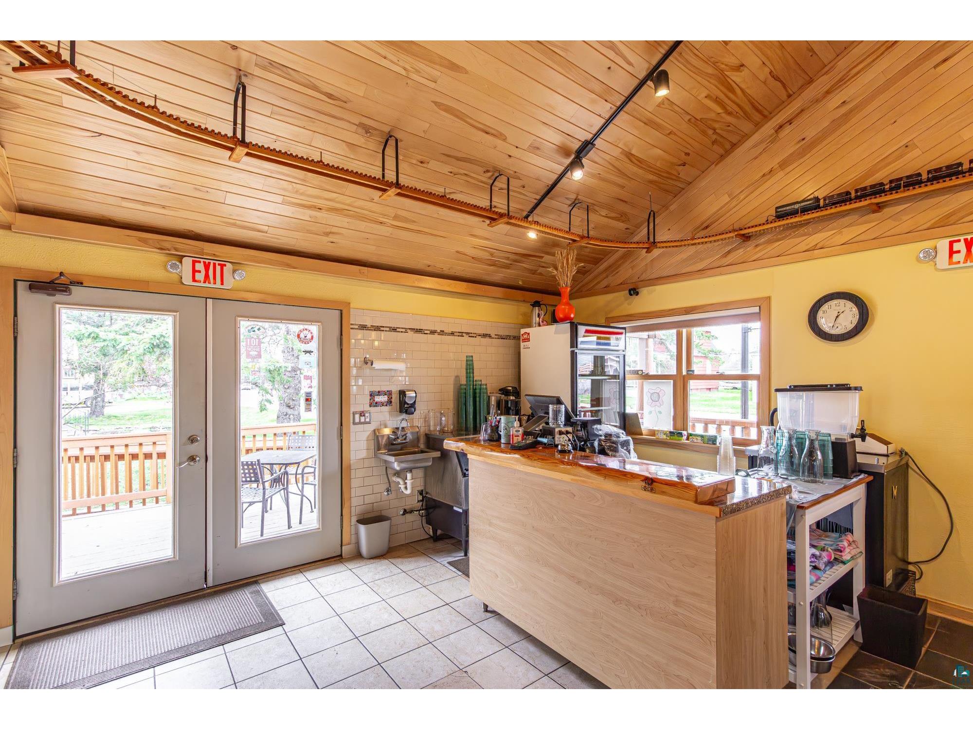 955 E Sheridan St Ely MN 55731 6125842 image18