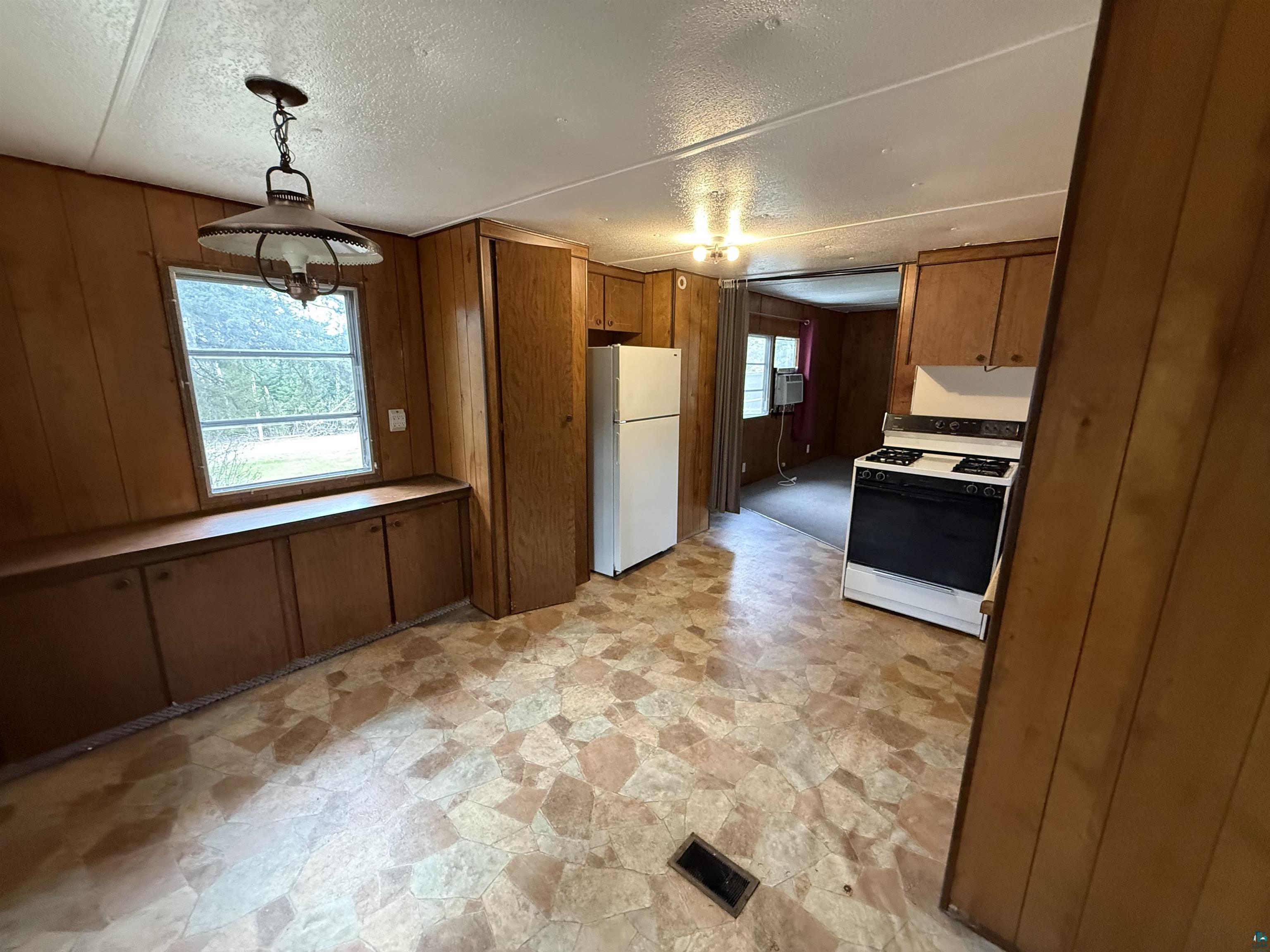 9568 E Spruce Dr Gordon WI 54836 6123859 image9