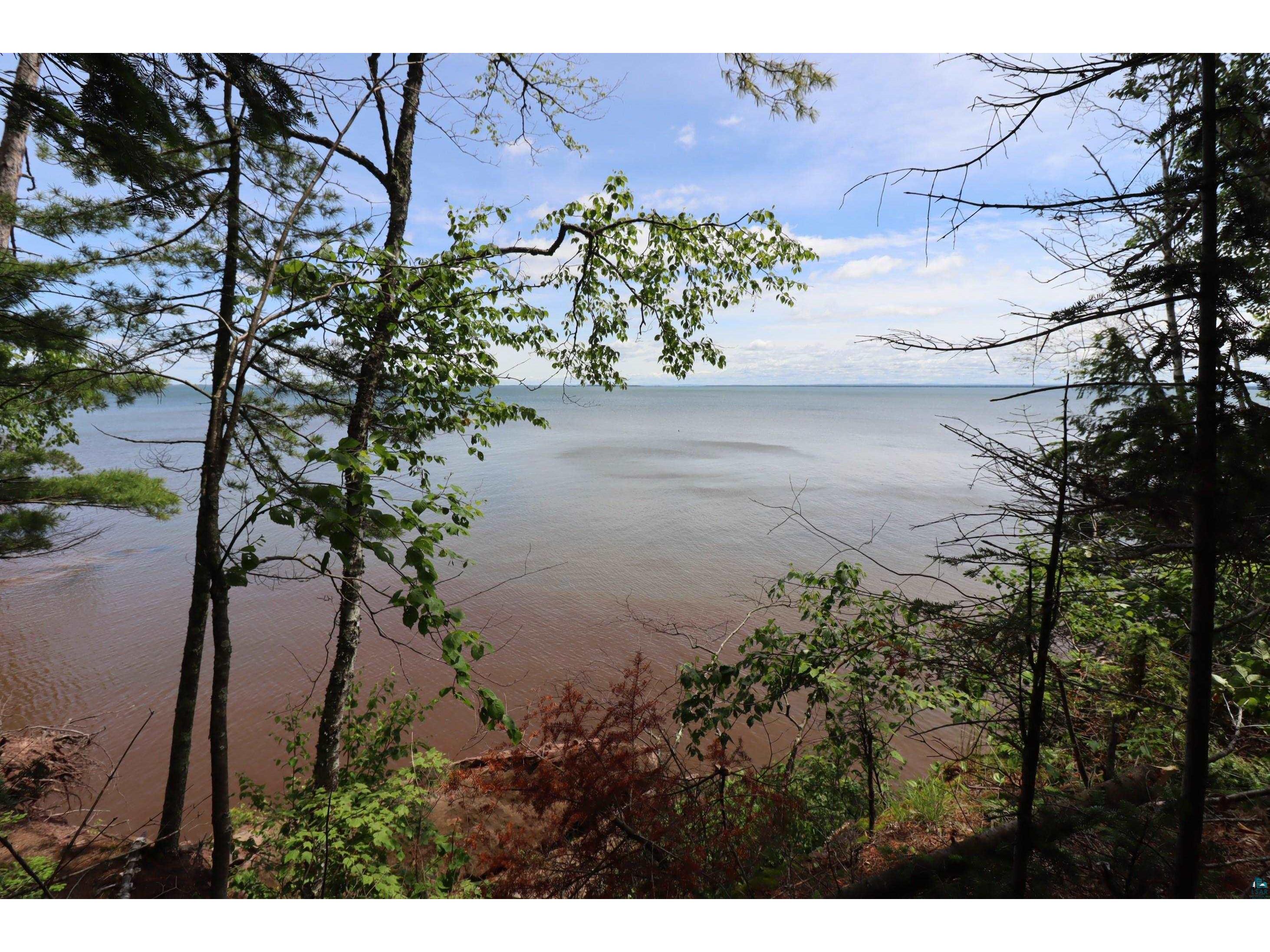 930 Superior Ave, Washburn, WI, 54891 MLS 6114465 Edina Realty