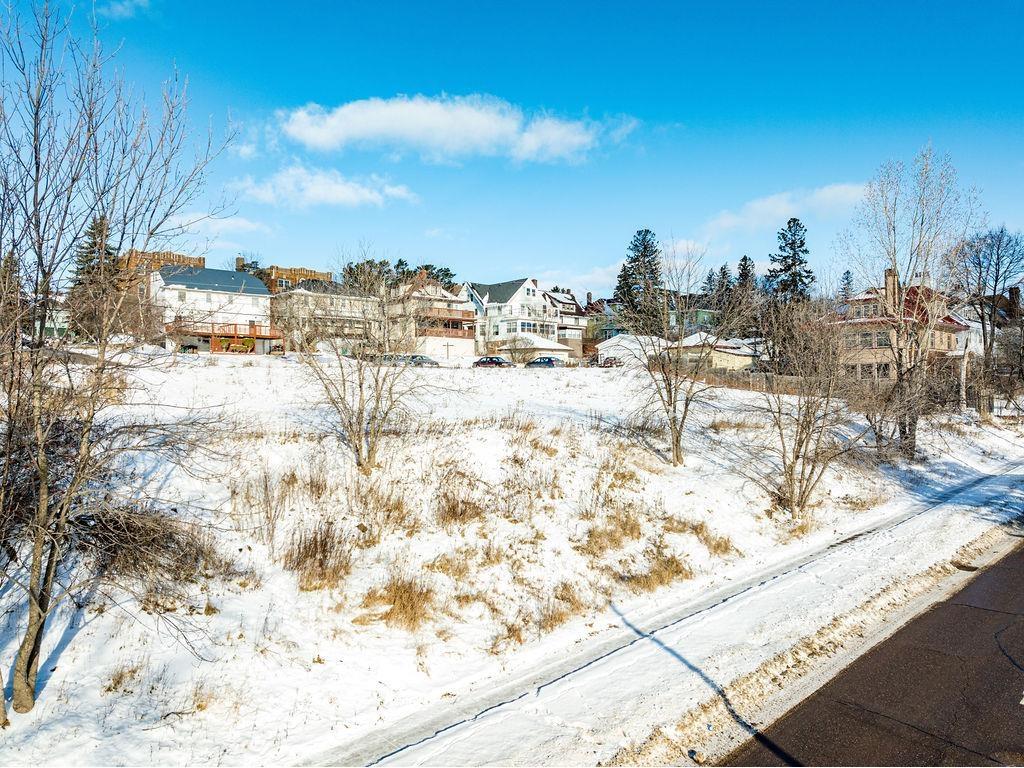 xxx E 2nd St Duluth MN 55812 6117537 image10