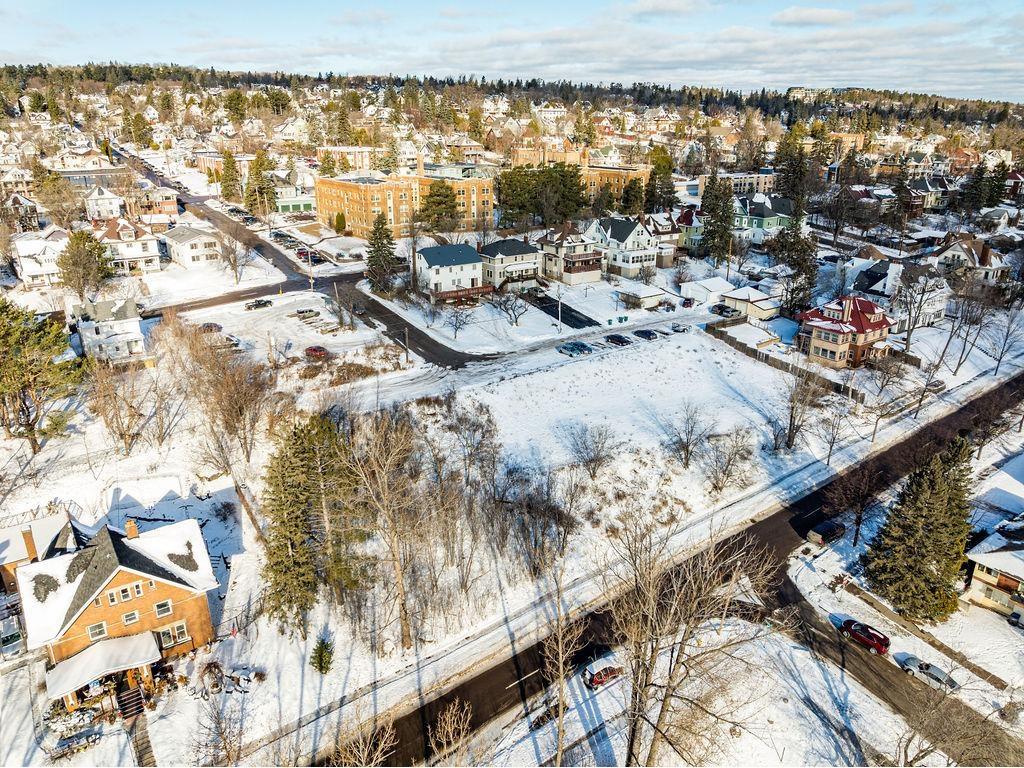 xxx E 2nd St Duluth MN 55812 6117537 image4