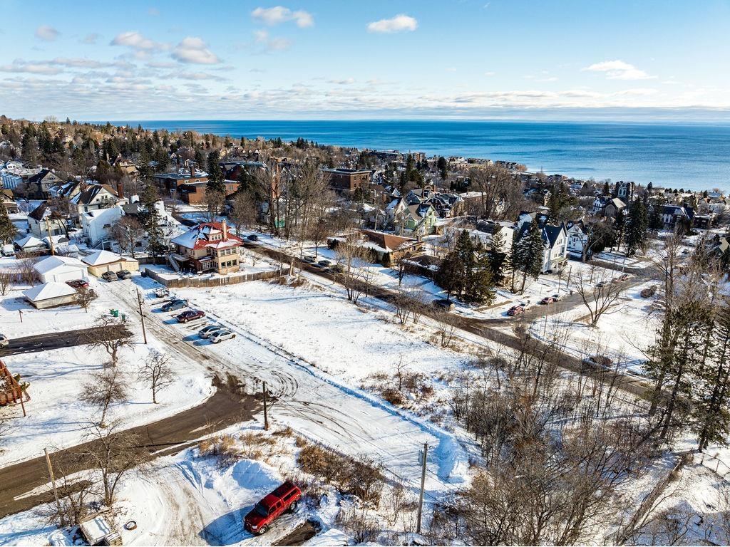 xxx E 2nd St Duluth MN 55812 6117537 image8