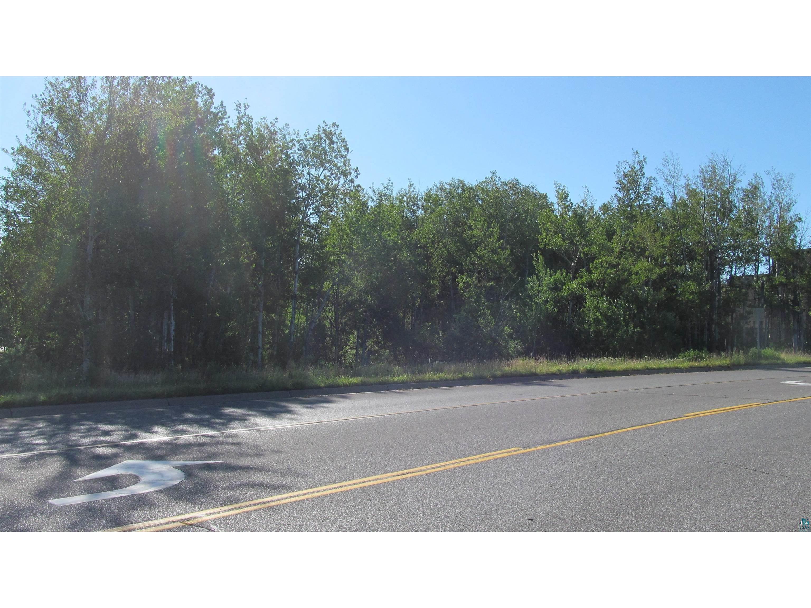 xxxx Maple Grove Rd Duluth MN 55811 6112219 image8