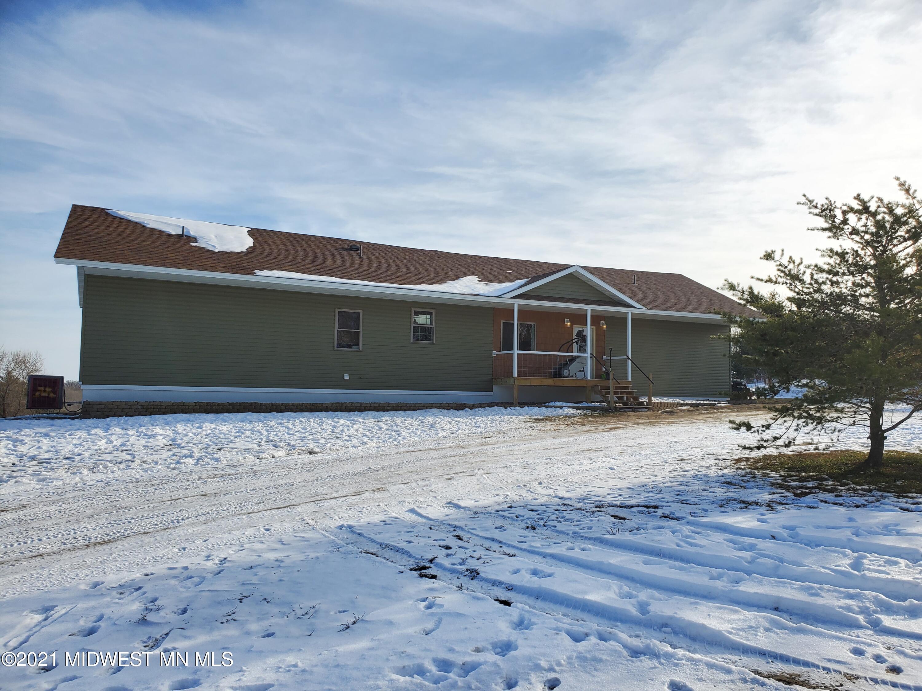 40576 450th Avenue Perham MN 56573 20-35300 image1