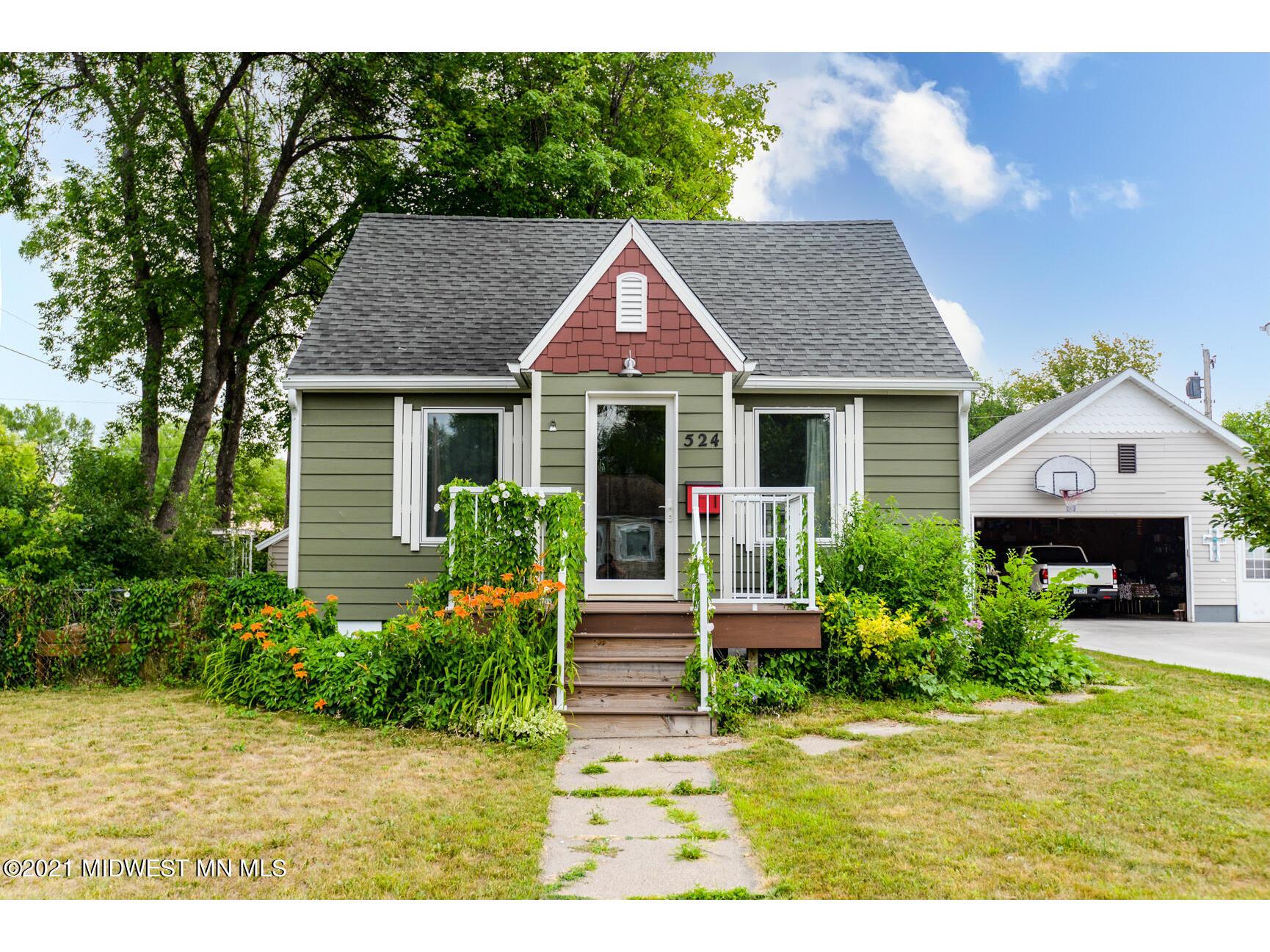 524 12 Street N, Moorhead, MN, 56560 MLS 2034614 Edina Realty