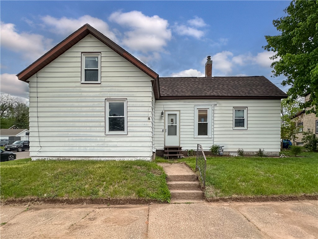 1 S Prairie Street Chippewa Falls WI 54729 1591609 image1