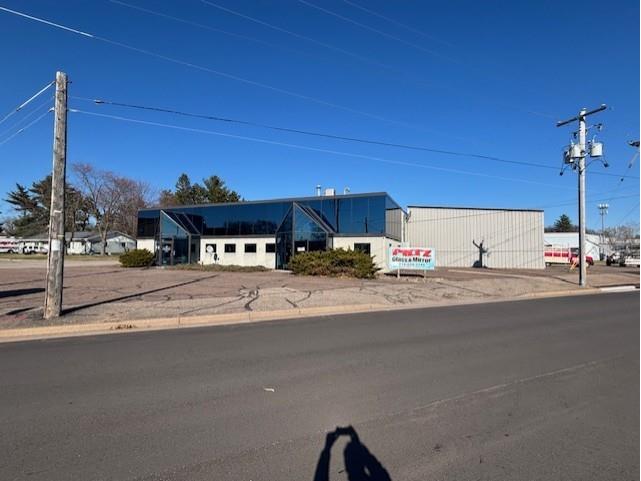 1003 Vernon Street Altoona WI 54720 1600110 image1