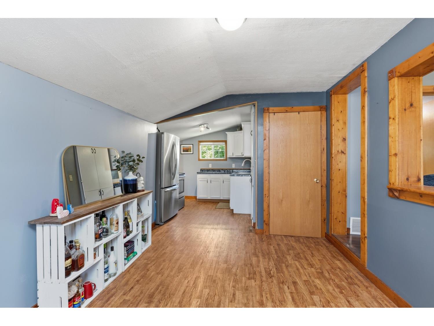 1004 Harrison Street Black River Falls WI 54615 1601570 image9