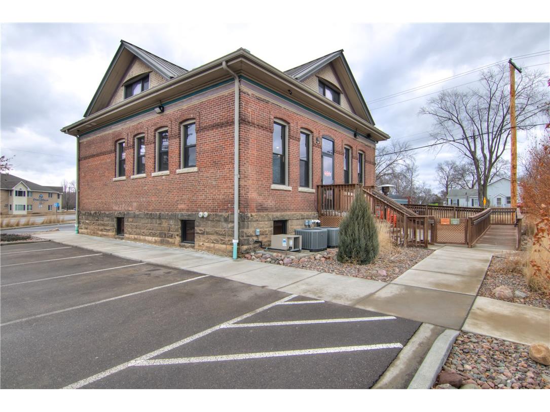 1004 Menomonie Street Eau Claire WI 54703 1589079 image2
