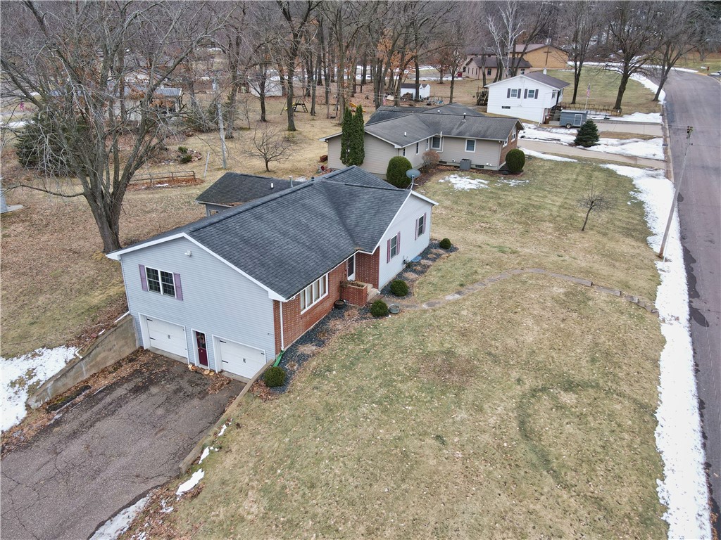 1004 Prissel Street Durand WI 54736 1598791 image7