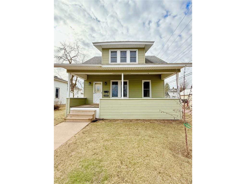 1008 Pearl Street Chippewa Falls WI 54729 1589645 image1