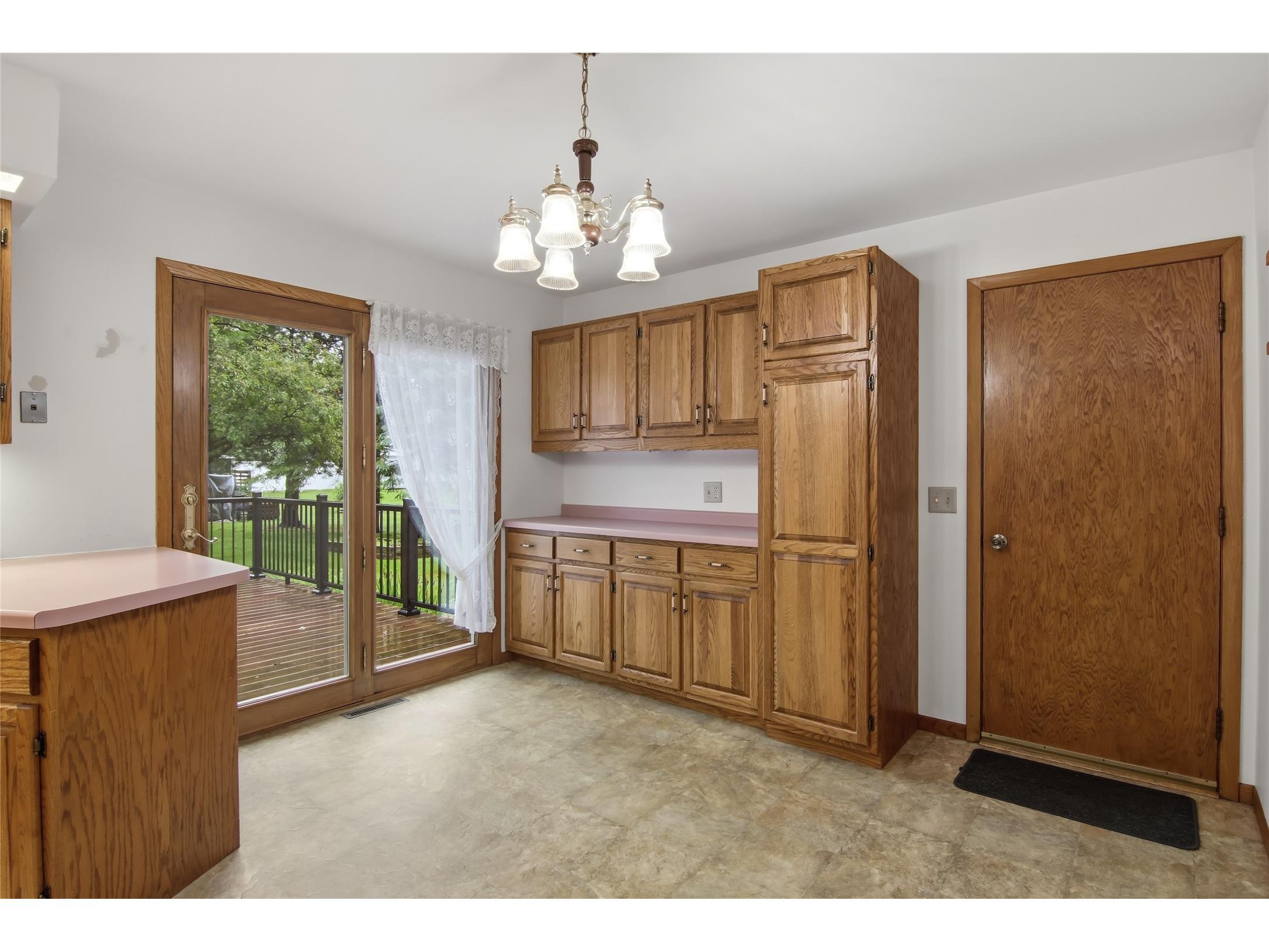 1008 W Cedar Street Chippewa Falls WI 54729 1602380 image14