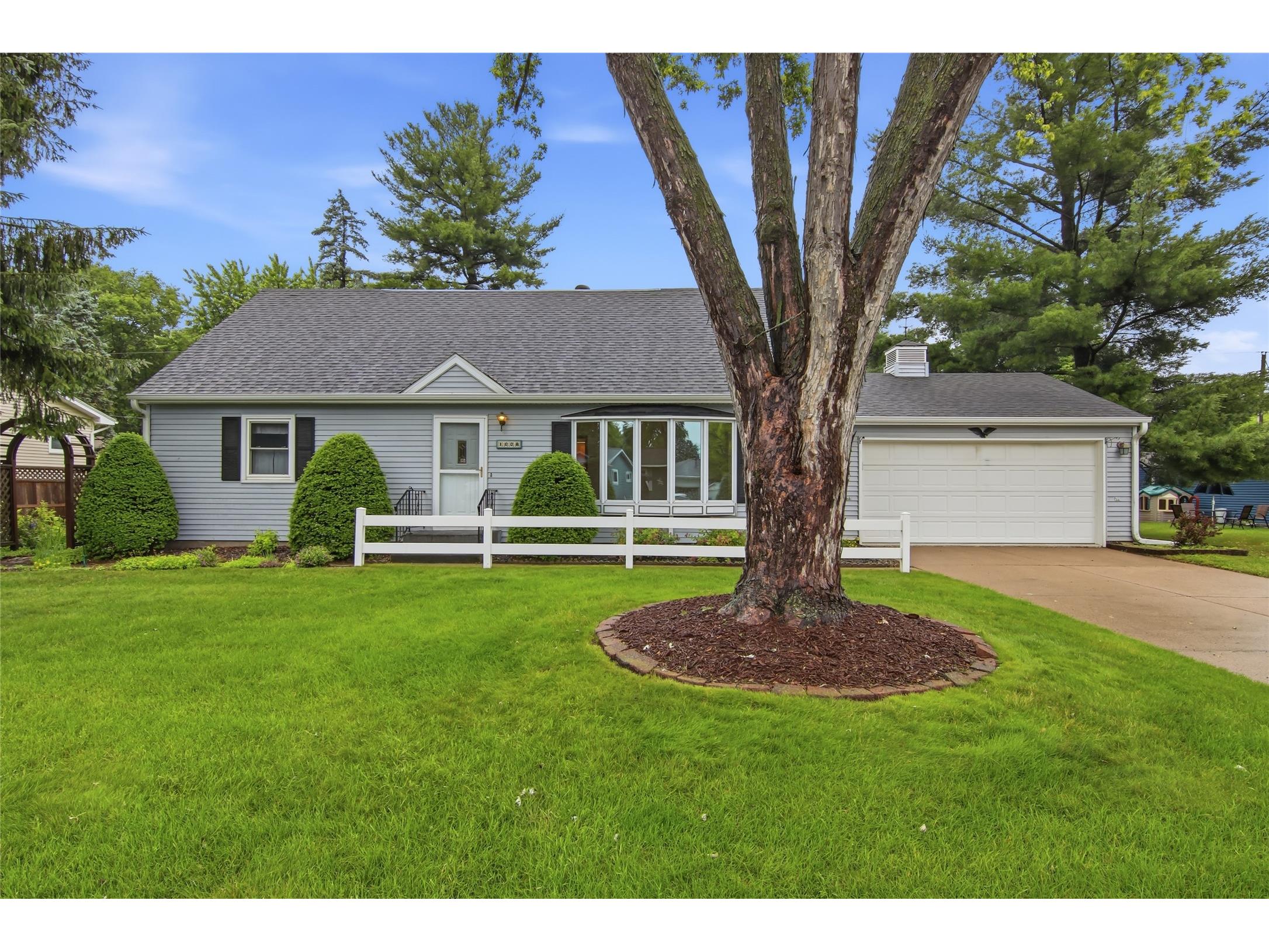 1008 W Cedar Street Chippewa Falls WI 54729 1602380 image2