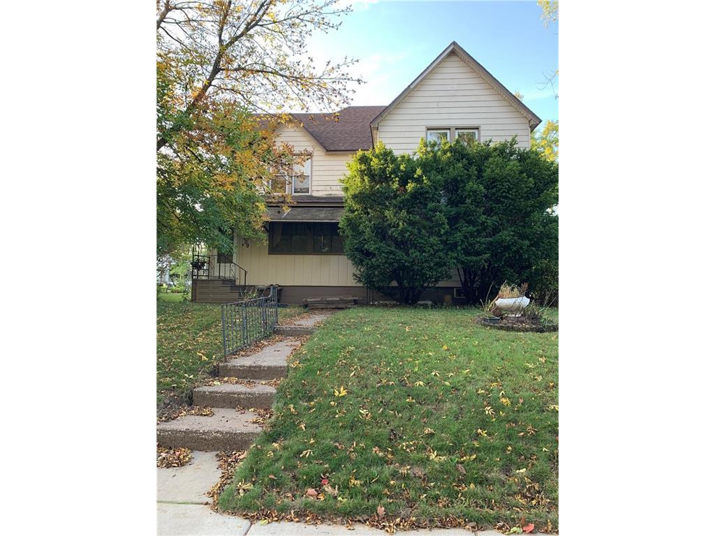 1009 Emery Street #1-2 Eau Claire WI 54701 1577141 image1