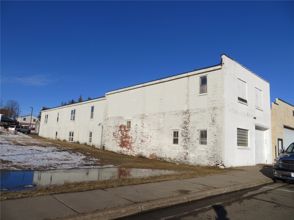 101 E 1st Avenue Stanley WI 54768 1589089 image1
