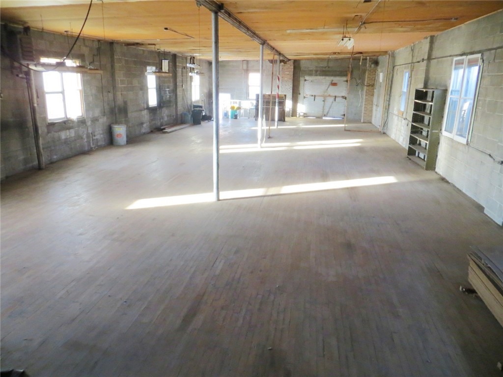 101 E 1st Avenue Stanley WI 54768 1589089 image7