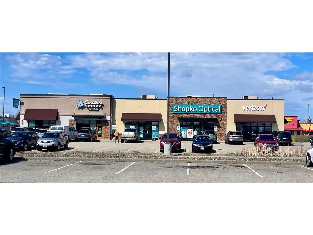 101 Oak Avenue Menomonie WI 54751 1581571 image1