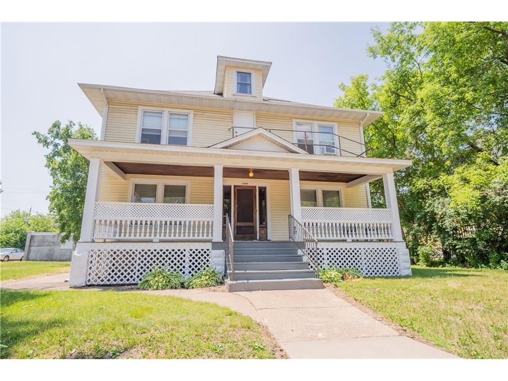 1010 S Farwell Street #1010 Eau Claire WI 54701 1598030 image1