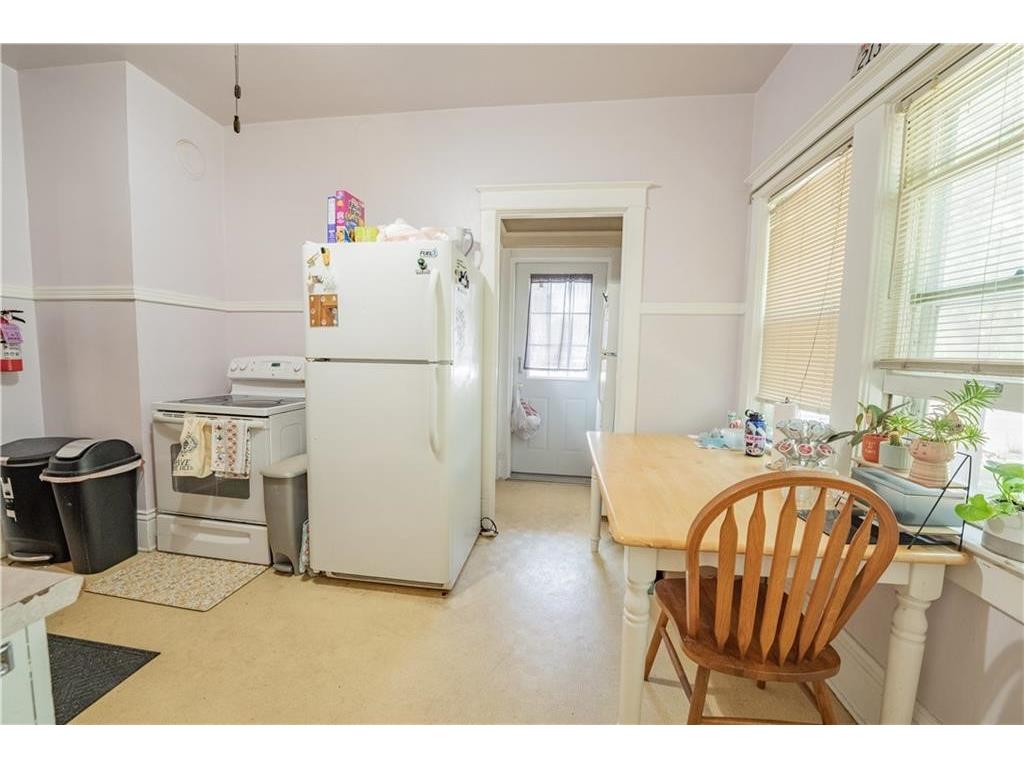 1010 S Farwell Street #1010 Eau Claire WI 54701 1598030 image11