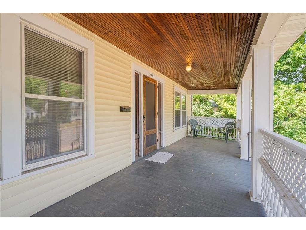 1010 S Farwell Street #1010 Eau Claire WI 54701 1598030 image2