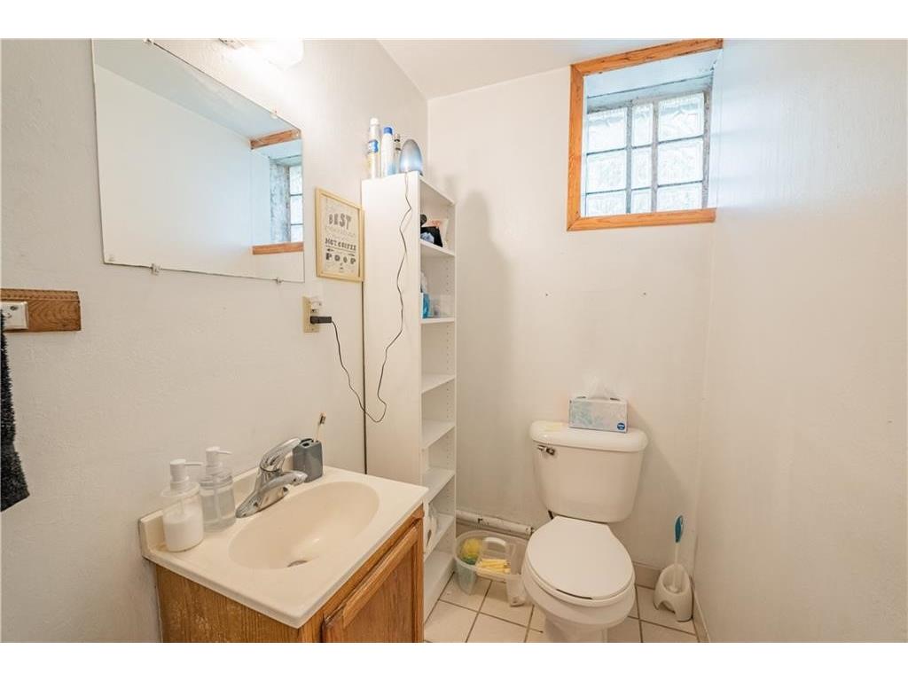 1010 S Farwell Street #1010 Eau Claire WI 54701 1598030 image32