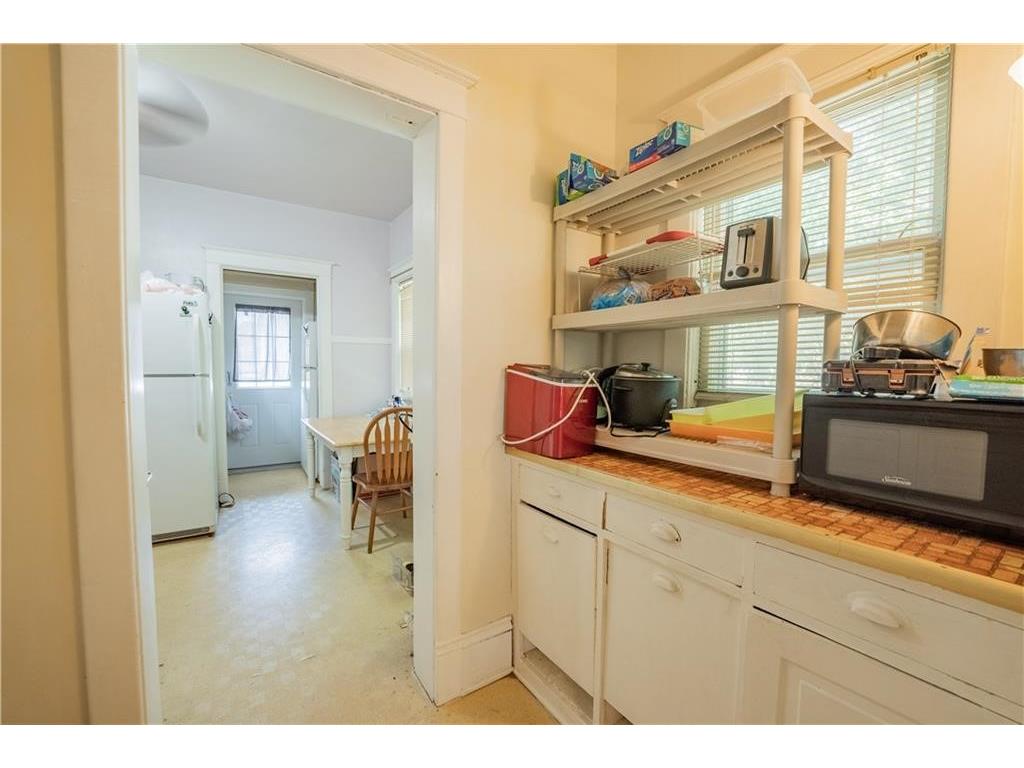 1010 S Farwell Street Eau Claire WI 54701 1598018 image10