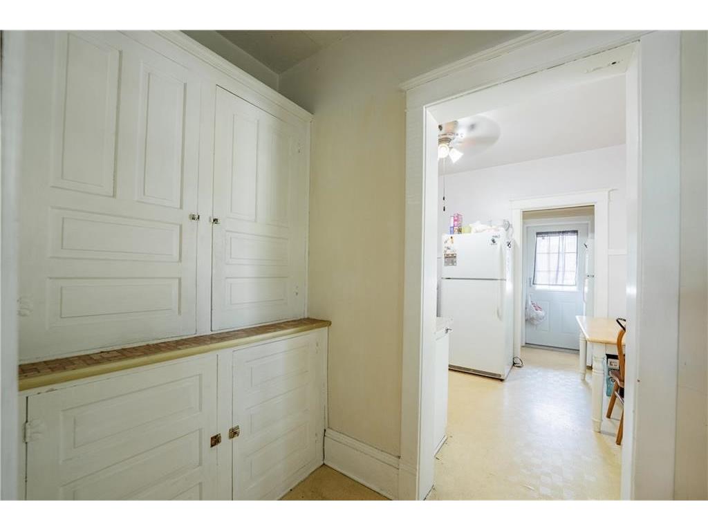 1010 S Farwell Street Eau Claire WI 54701 1598018 image9