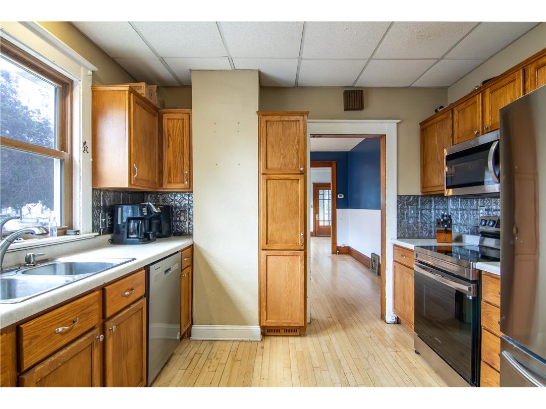 1011 6th Avenue Eau Claire WI 54703 1594665 image10