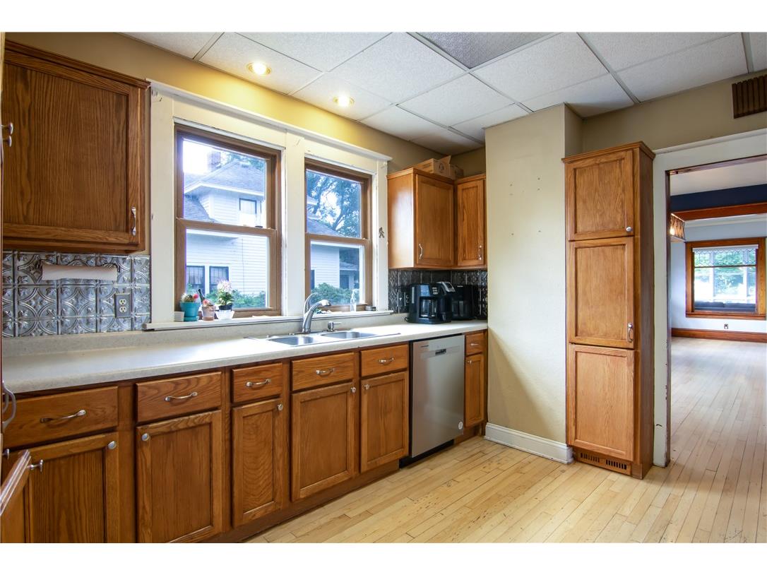 1011 6th Avenue Eau Claire WI 54703 1594665 image11