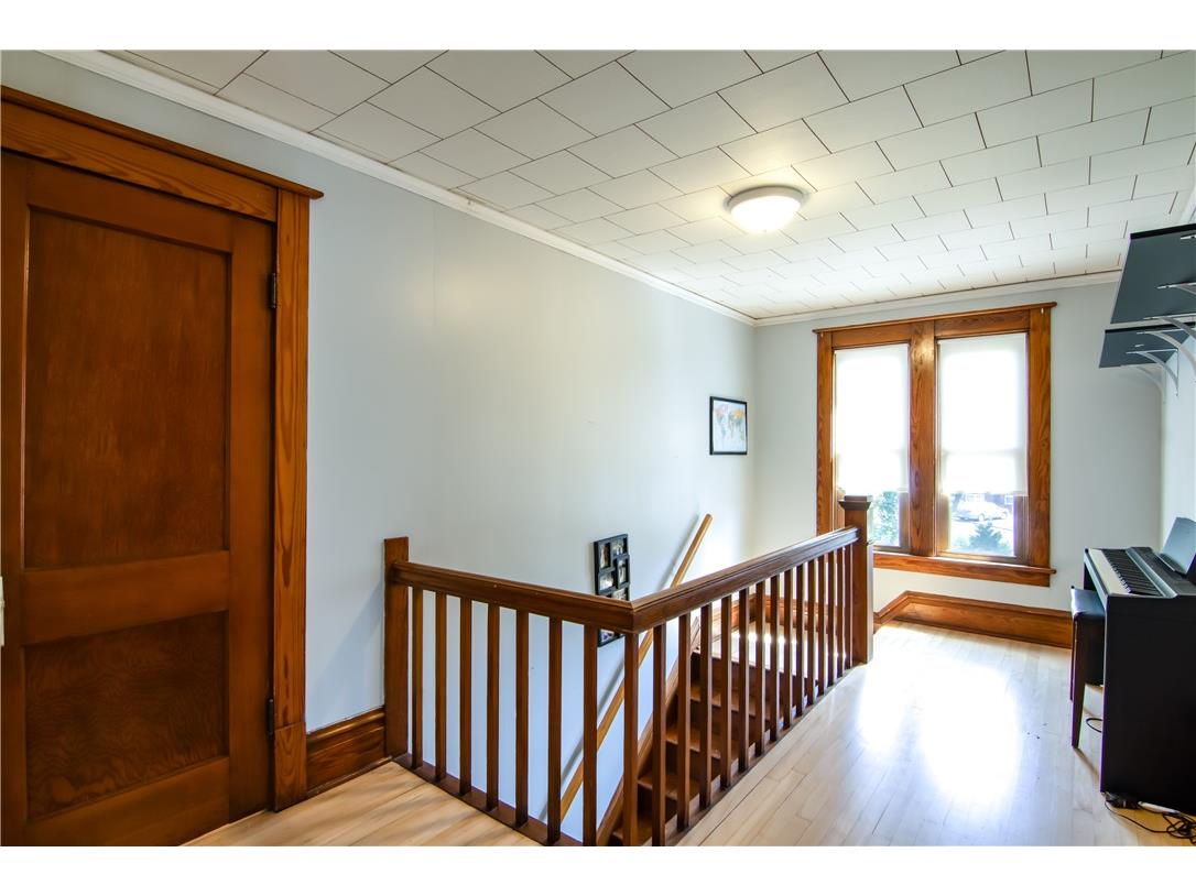 1011 6th Avenue Eau Claire WI 54703 1594665 image25