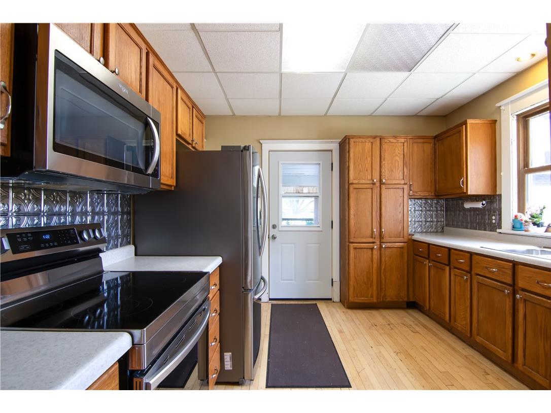 1011 6th Avenue Eau Claire WI 54703 1594665 image8