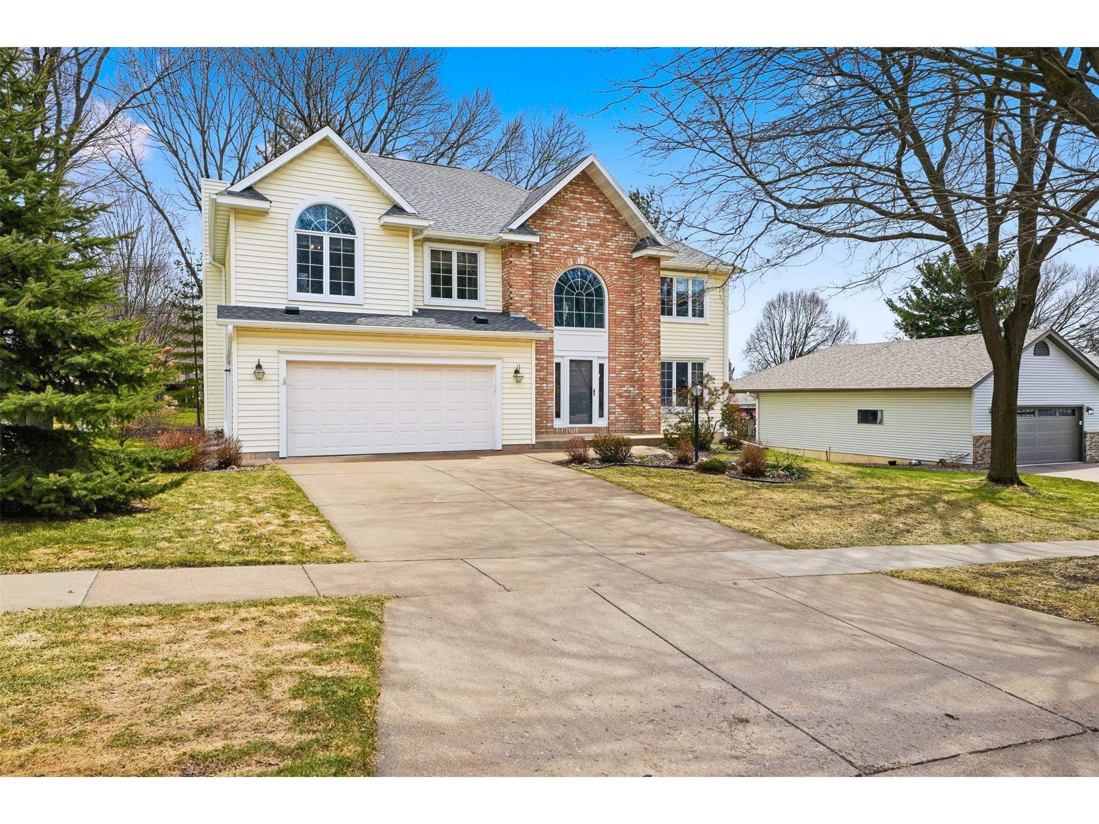 1011 Thompson Drive Altoona WI 54720 1599948 image1
