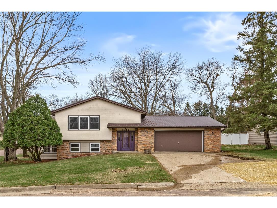 1015 Goodrich Street Durand WI 54736 1590047 image1