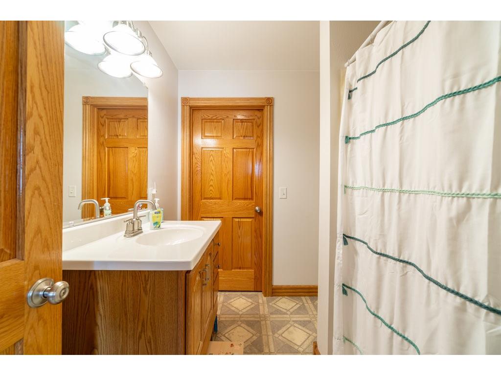1015 Wilson Avenue Menomonie WI 54751 1603157 image16