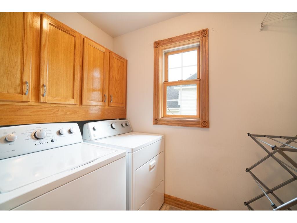 1015 Wilson Avenue Menomonie WI 54751 1603157 image17