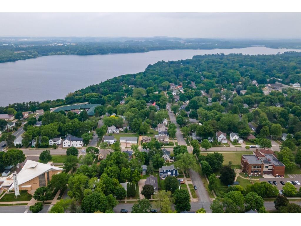 1015 Wilson Avenue Menomonie WI 54751 1603157 image29