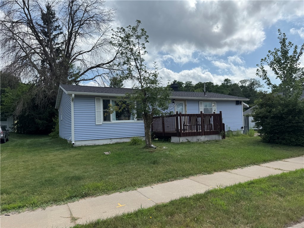 1019 Daniels Avenue Altoona WI 54720 1593797 image1