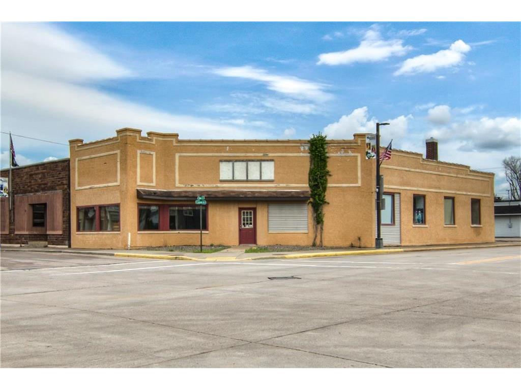 102 W Lincoln Avenue Fall Creek WI 54742 1573126 image1