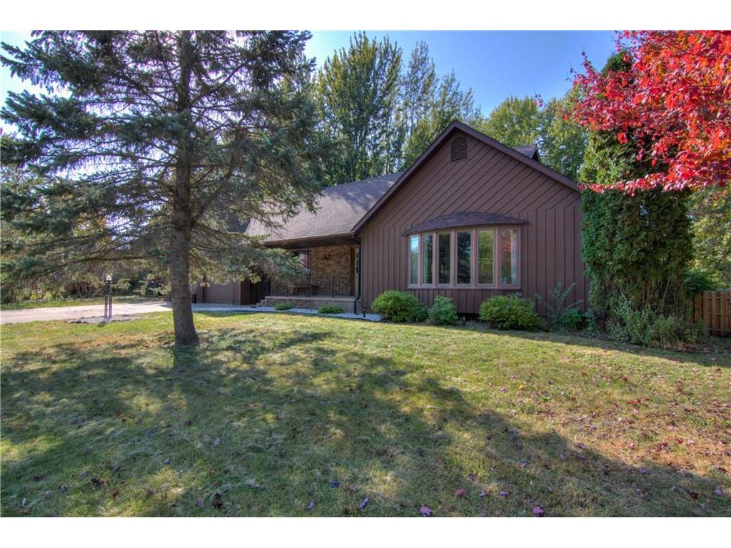 1020 Broadway Avenue Chippewa Falls WI 54729 1586369 image1