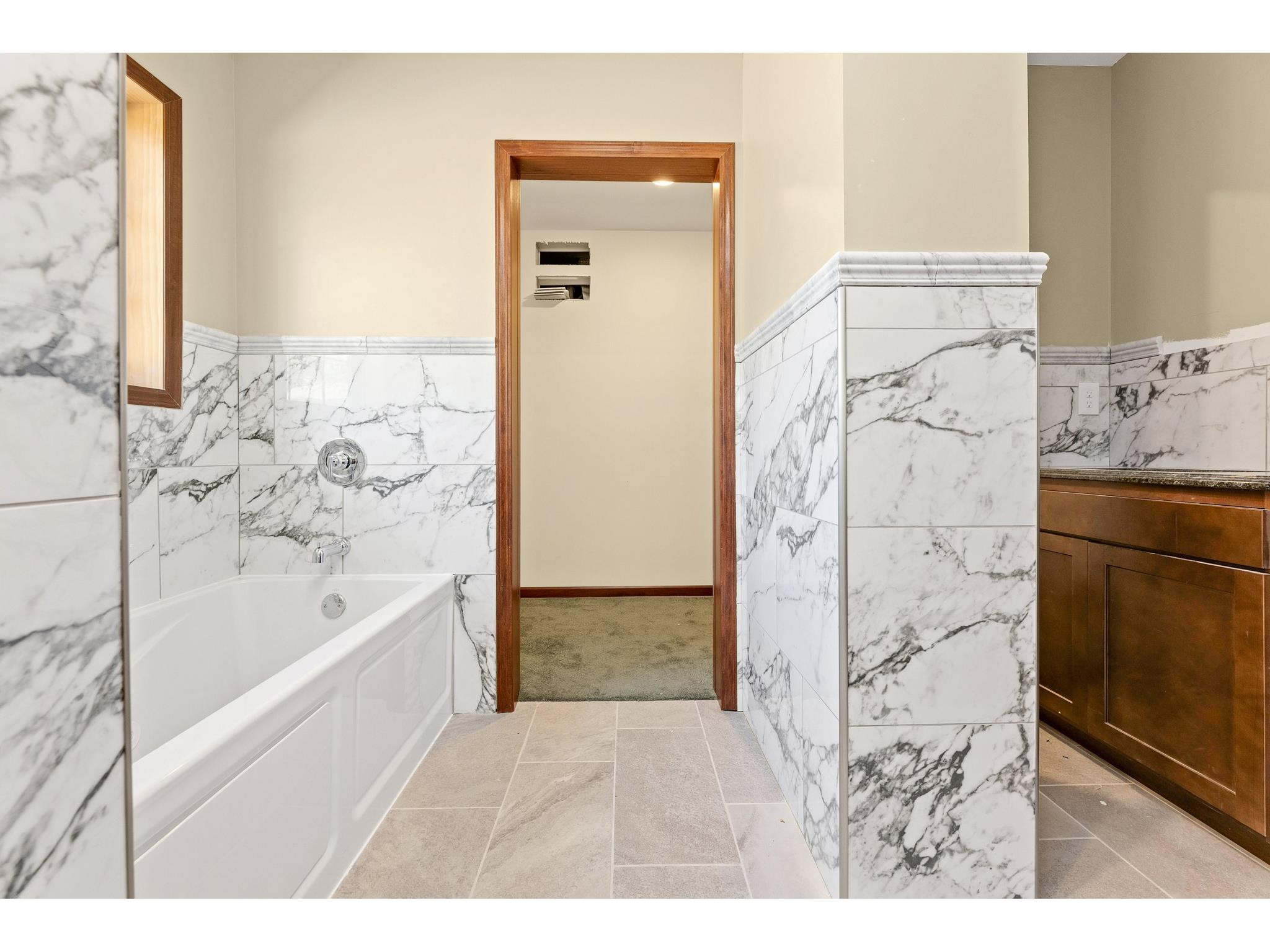 1020 Spruce Street Black River Falls WI 54615 1599787 image10